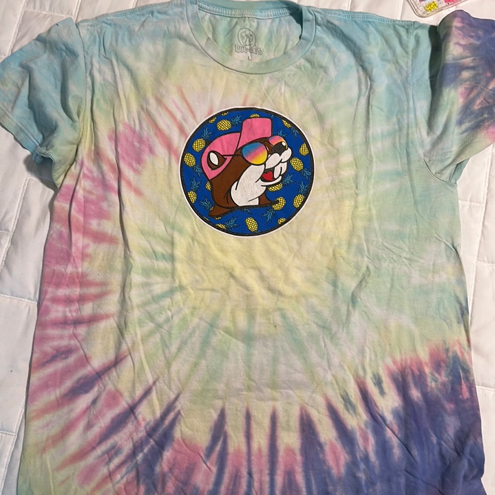 Buccees Tie dye Large t shirt